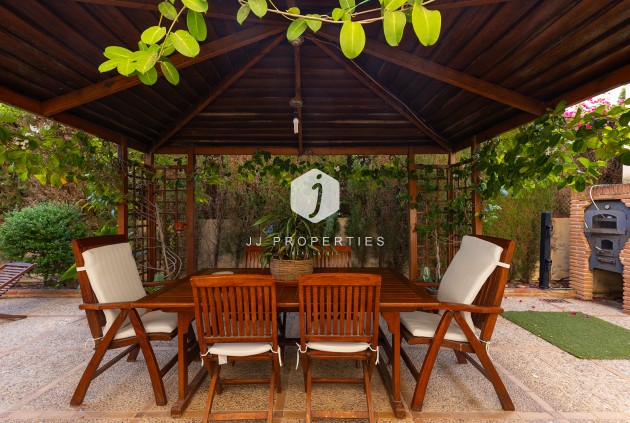 Segunda mano - Villa -
Torrevieja - Costa Blanca