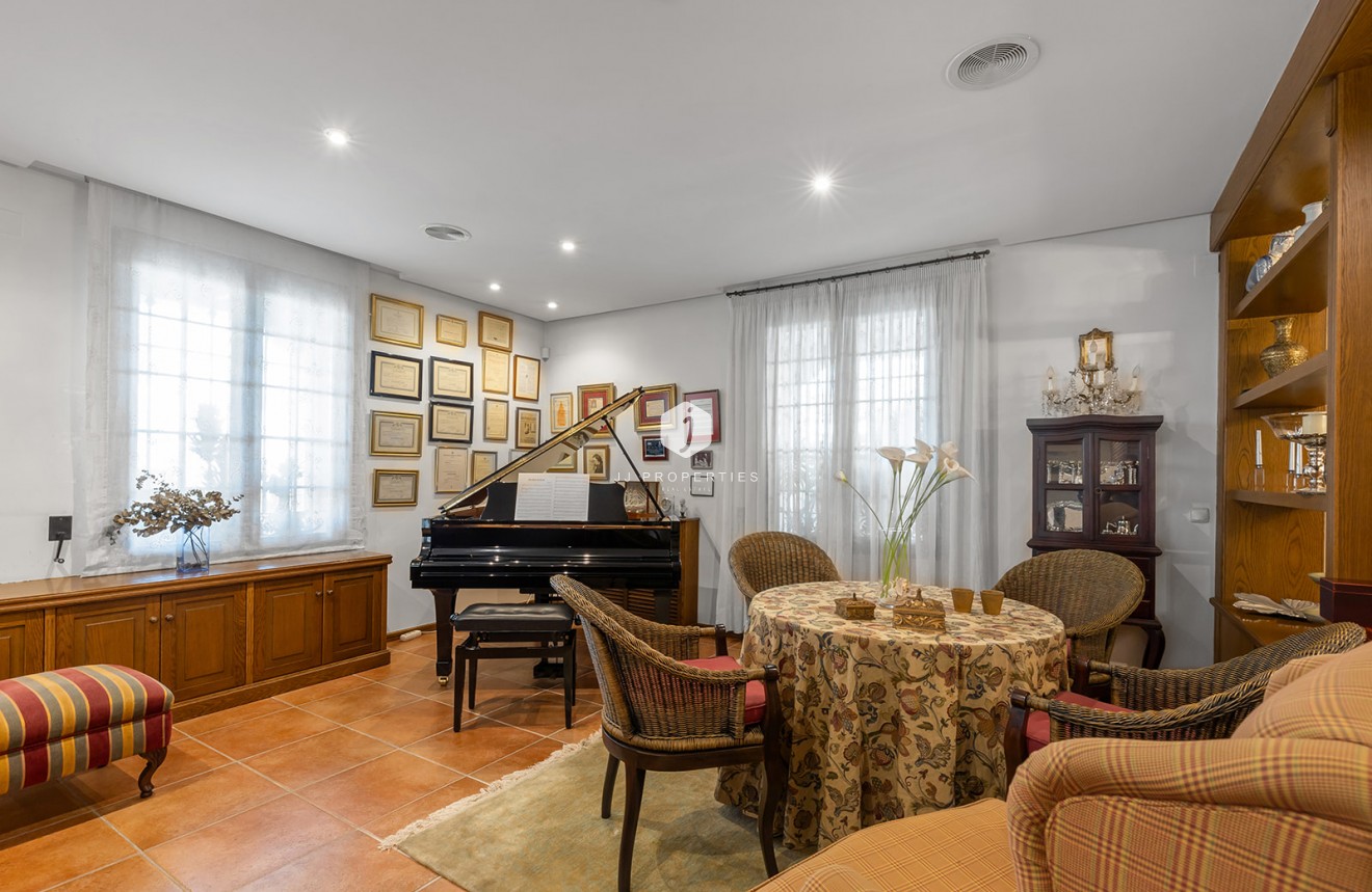 Segunda mano - Villa -
Torrevieja - Costa Blanca