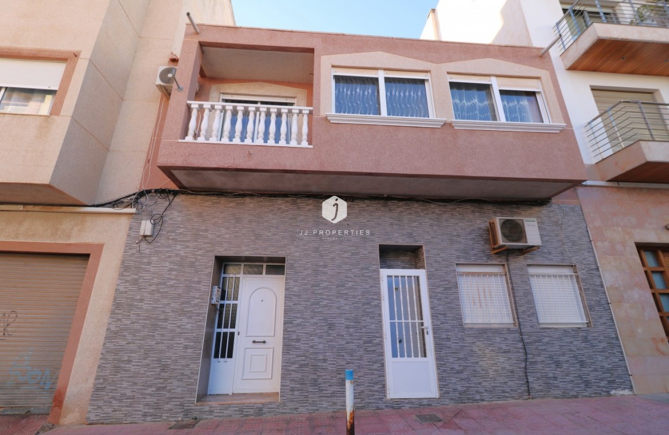 Segunda mano - Apartamento / piso -
Torrevieja - Costa Blanca