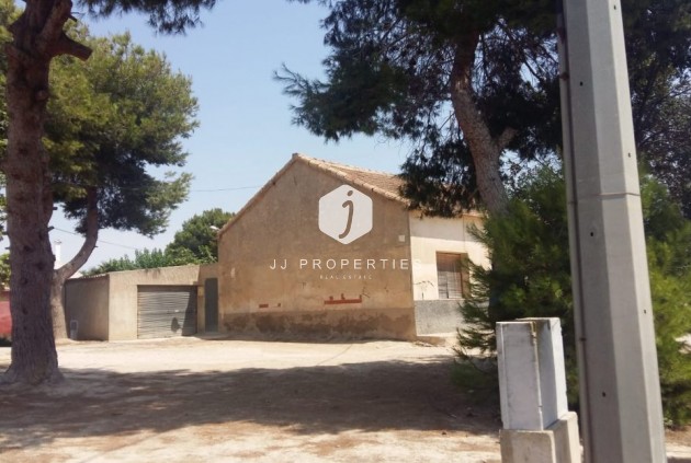 Segunda mano - Casa de campo -
Daya Nueva - Costa Blanca