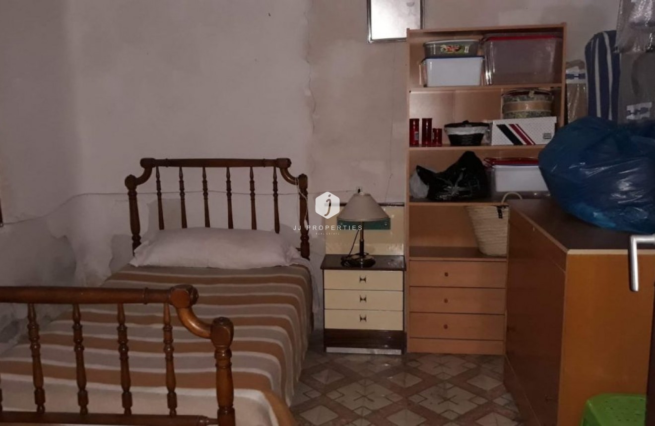 Segunda mano - Casa de campo -
Daya Nueva - Costa Blanca