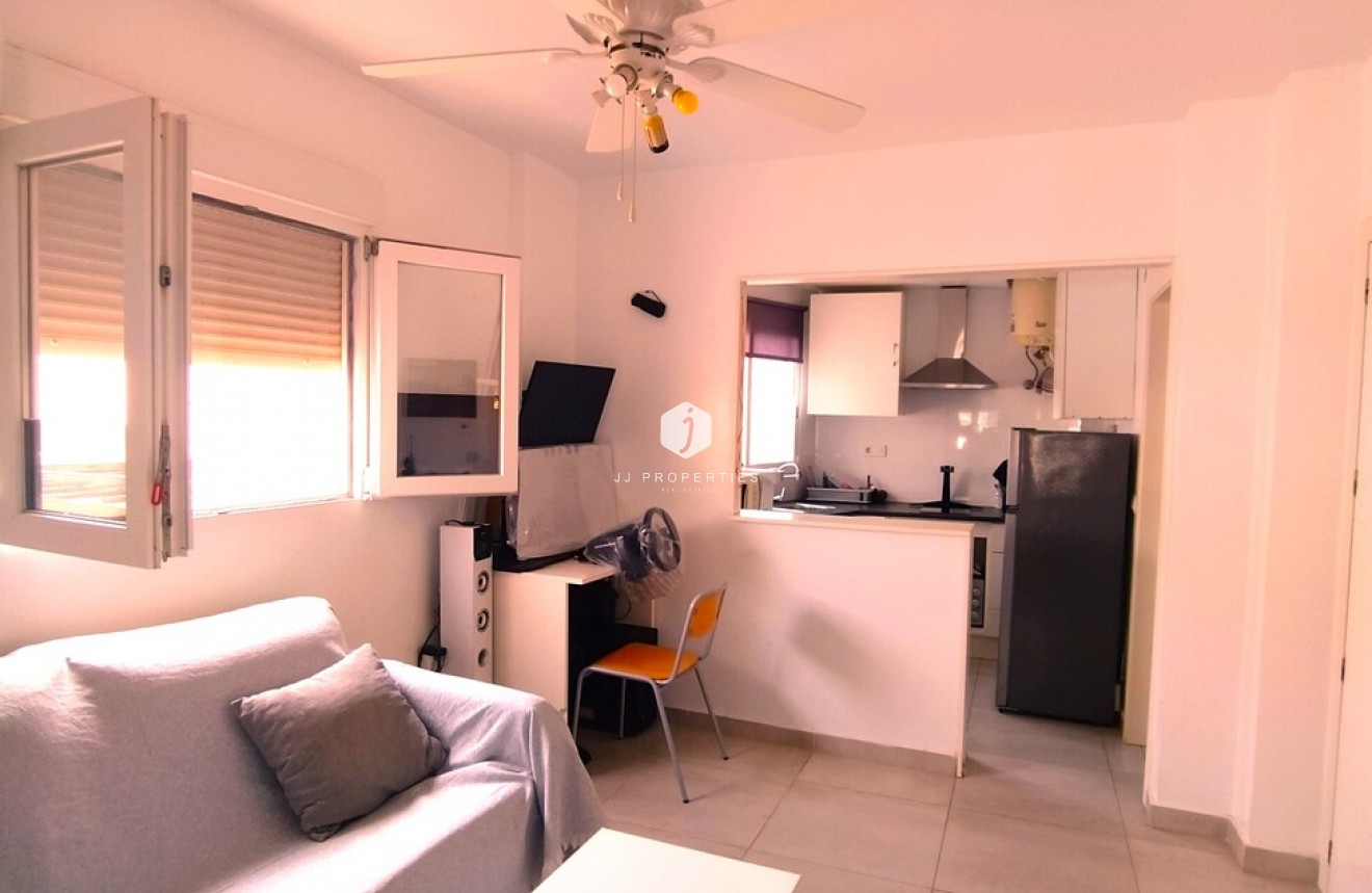 Segunda mano - Apartamento / piso -
Torrevieja - LOS NAUFRAGOS PLAYA