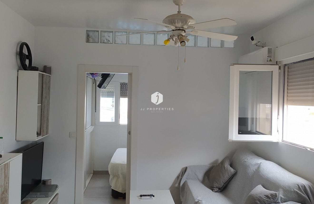 Segunda mano - Apartamento / piso -
Torrevieja - LOS NAUFRAGOS PLAYA