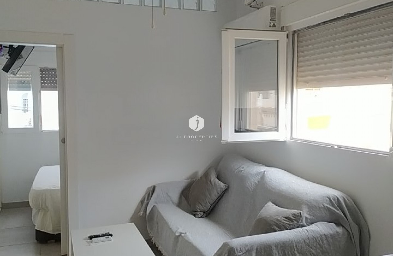 Segunda mano - Apartamento / piso -
Torrevieja - LOS NAUFRAGOS PLAYA