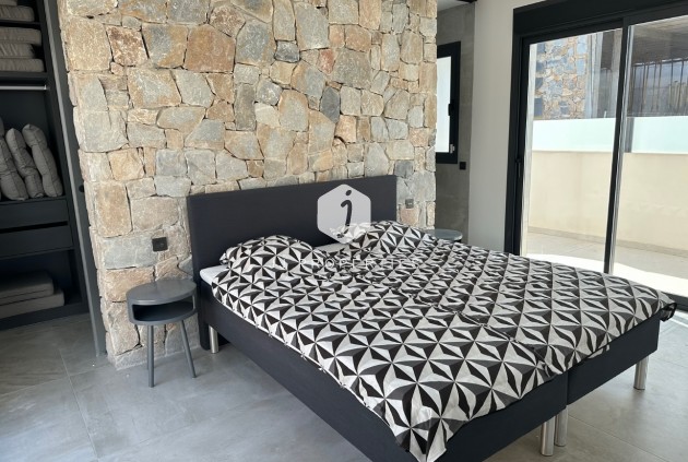 Segunda mano - Villa -
Ciudad Quesada - Costa Blanca