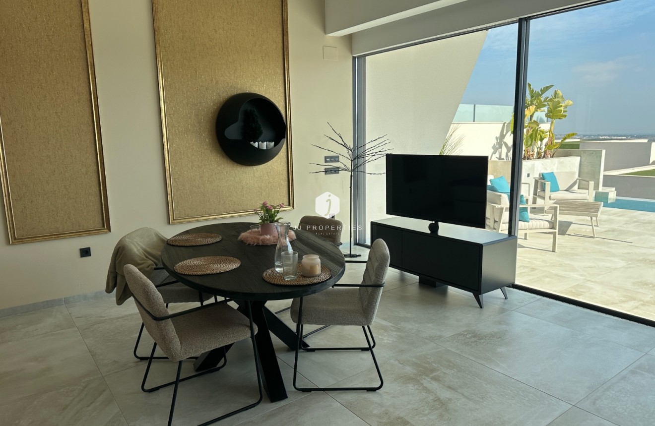 D'occasion - Villa -
Ciudad Quesada - Costa Blanca