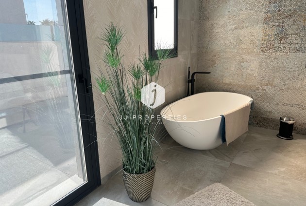 D'occasion - Villa -
Ciudad Quesada - Costa Blanca