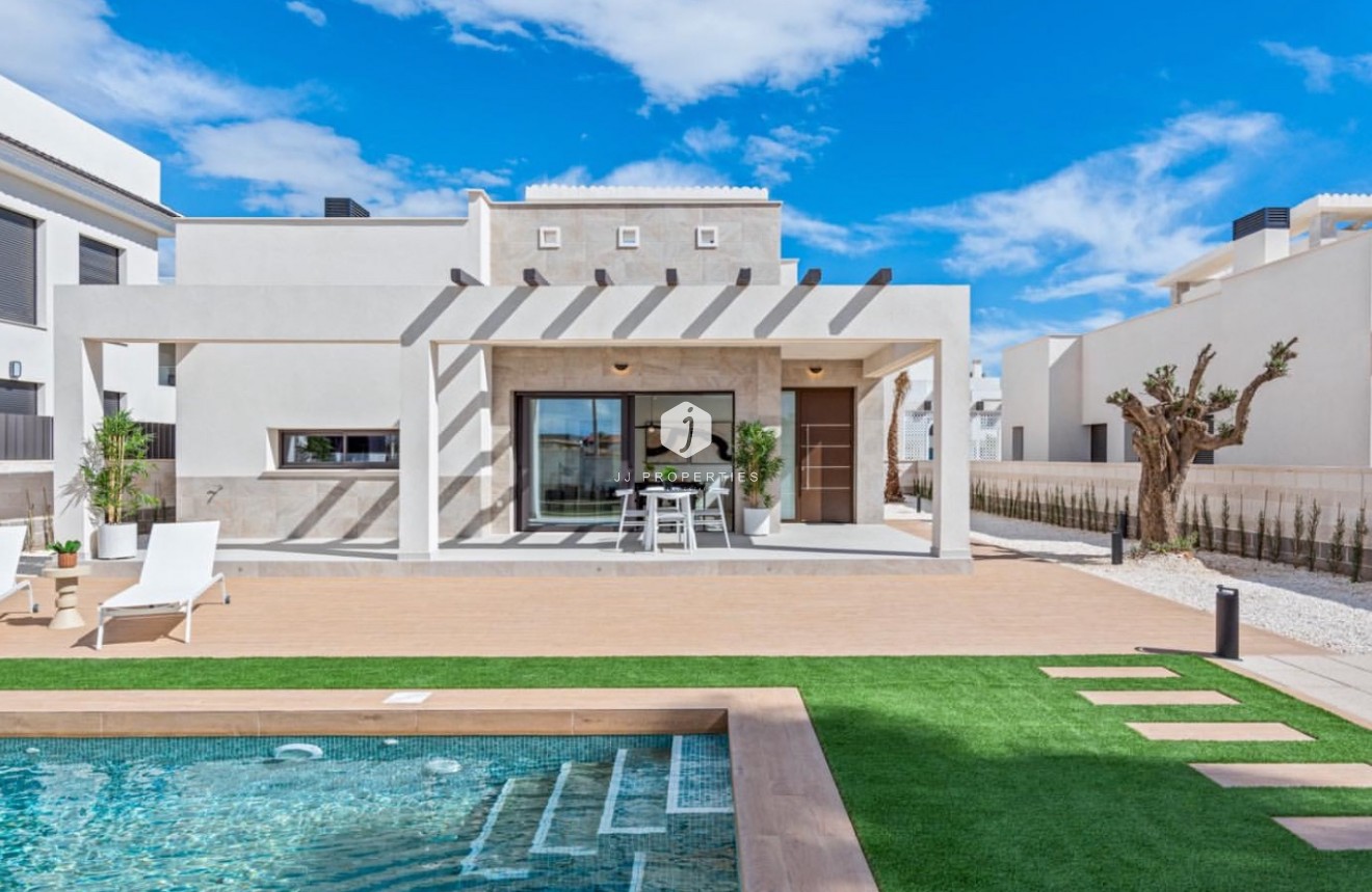 Segunda mano - Villa -
Ciudad Quesada - Costa Blanca