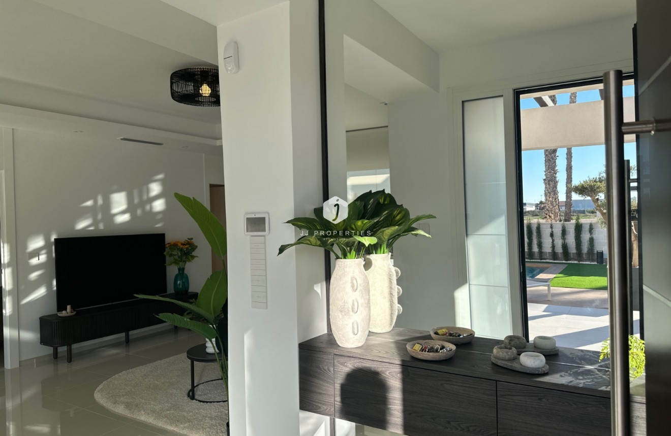 Segunda mano - Villa -
Ciudad Quesada - Costa Blanca