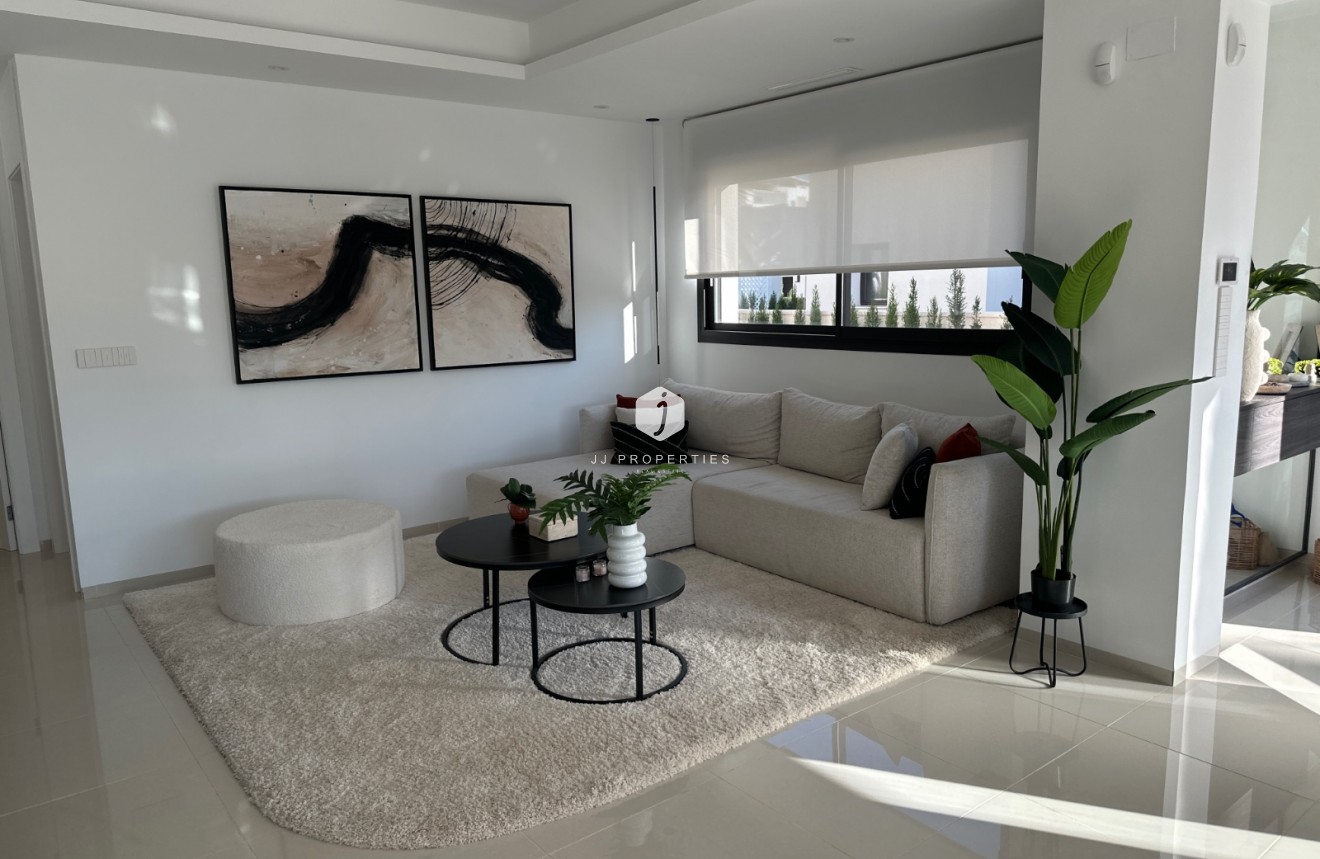 Segunda mano - Villa -
Ciudad Quesada - Costa Blanca