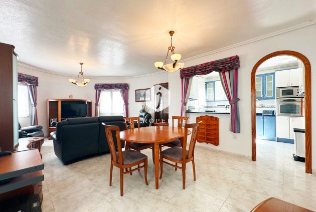 Segunda mano - Villa -
Orihuela Costa - Costa Blanca