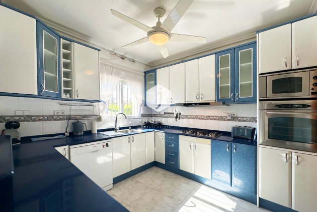 Segunda mano - Villa -
Orihuela Costa - Costa Blanca