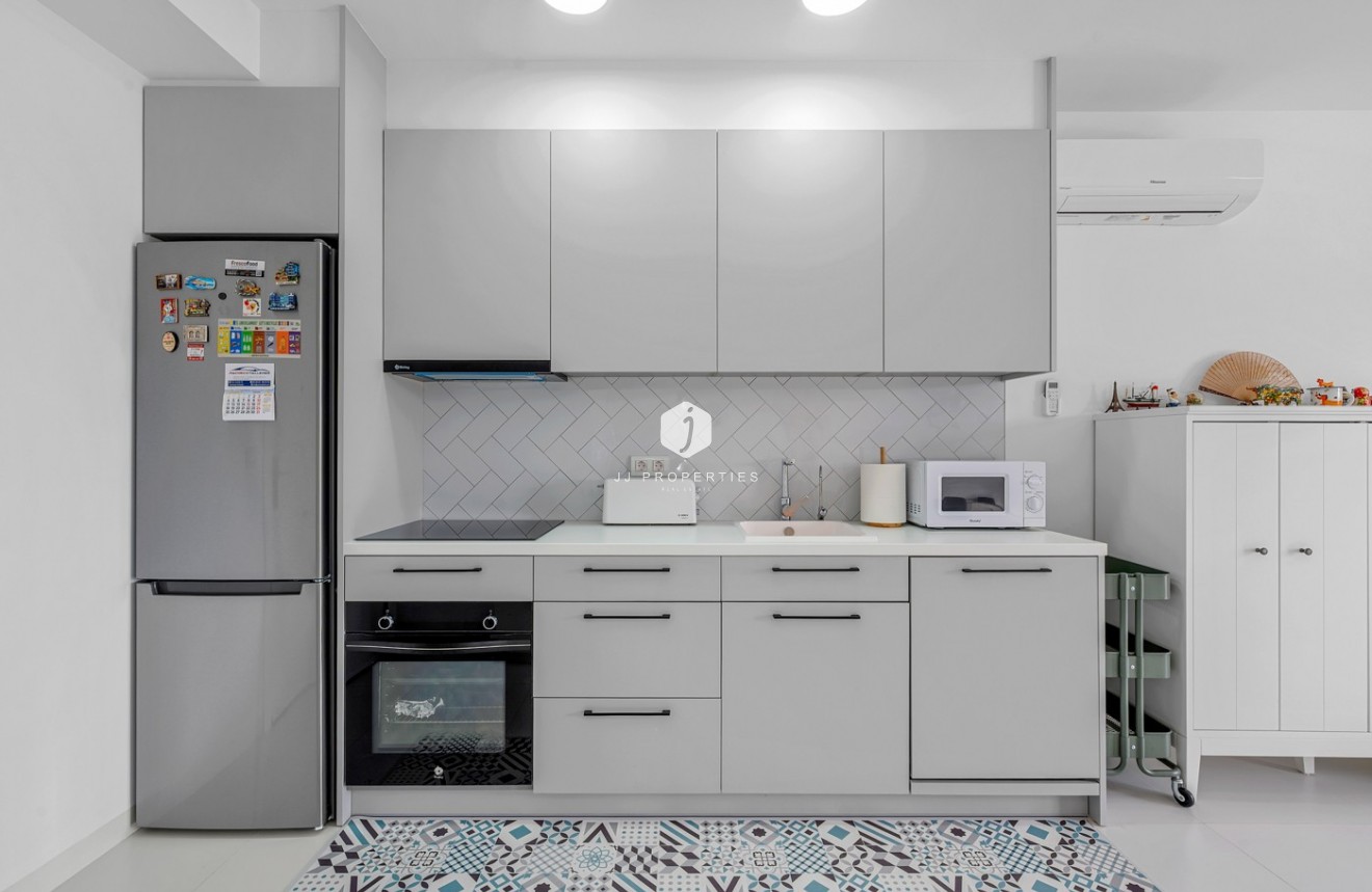 Segunda mano - Apartamento / piso -
San Miguel de Salinas - Inland