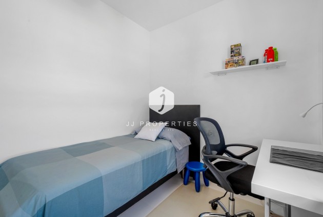 Segunda mano - Apartamento / piso -
San Miguel de Salinas - Inland