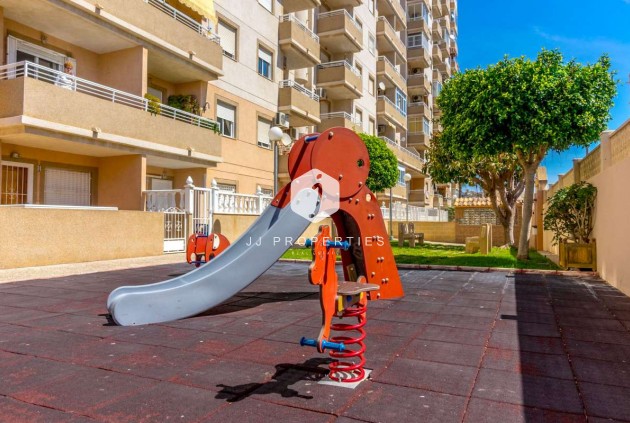 Segunda mano - Apartamento / piso -
Torrevieja - Costa Blanca