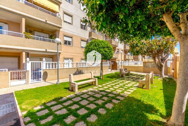 Segunda mano - Apartamento / piso -
Torrevieja - Costa Blanca