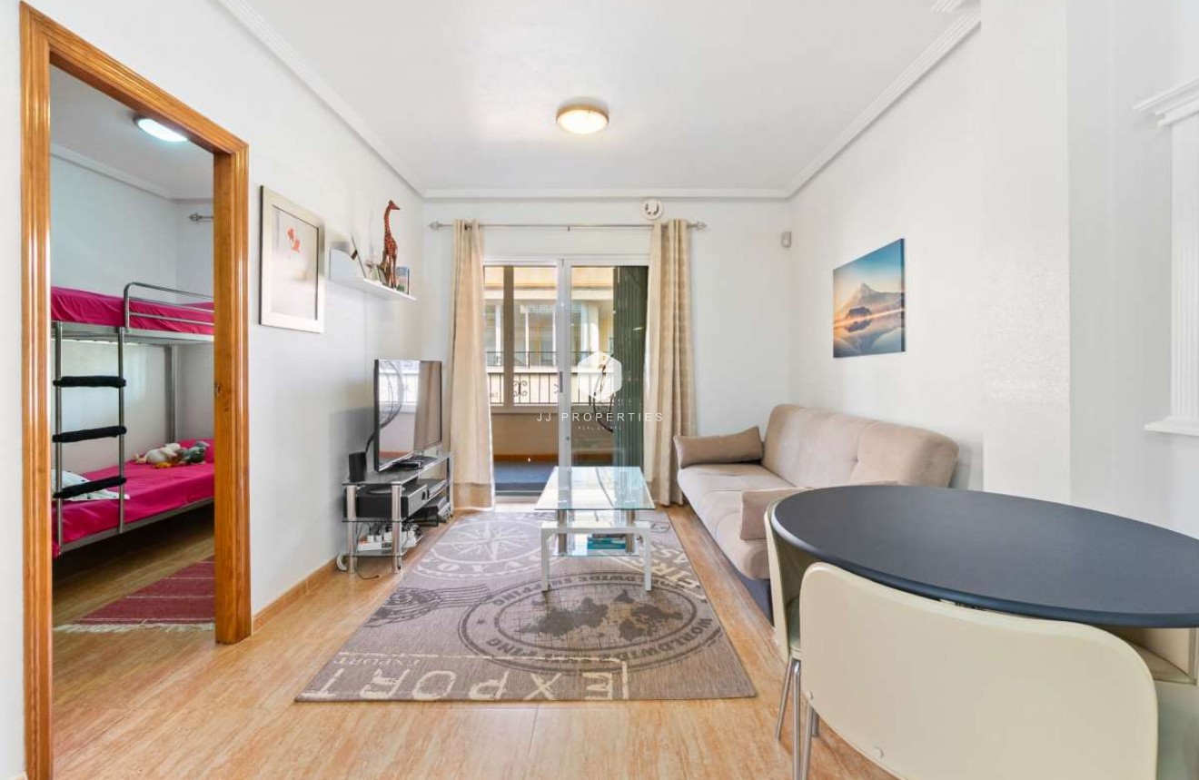 Segunda mano - Apartamento / piso -
Orihuela Costa - Costa Blanca