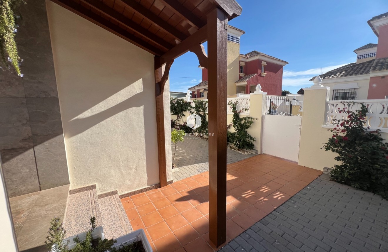 Segunda mano - Villa -
Algorfa - Inland