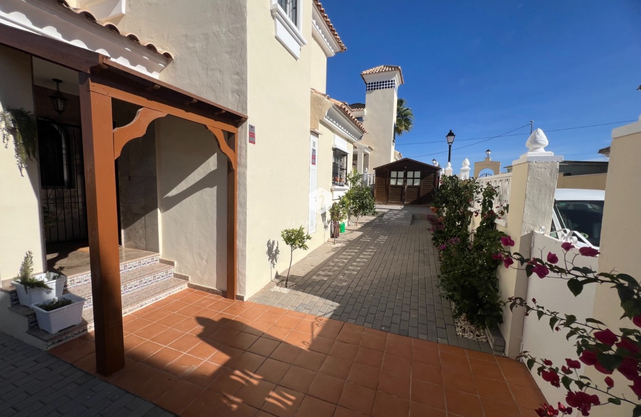 Segunda mano - Villa -
Algorfa - Inland