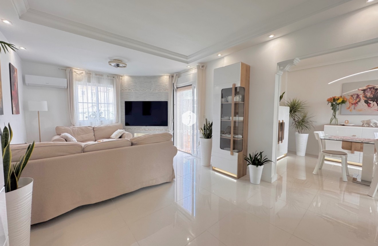 Segunda mano - Villa -
Algorfa - Inland