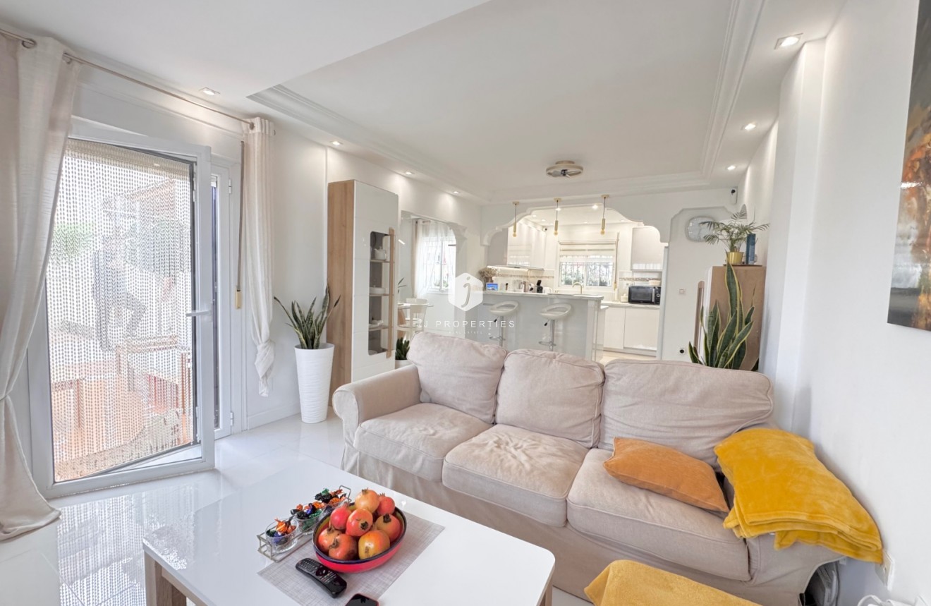 Segunda mano - Villa -
Algorfa - Inland