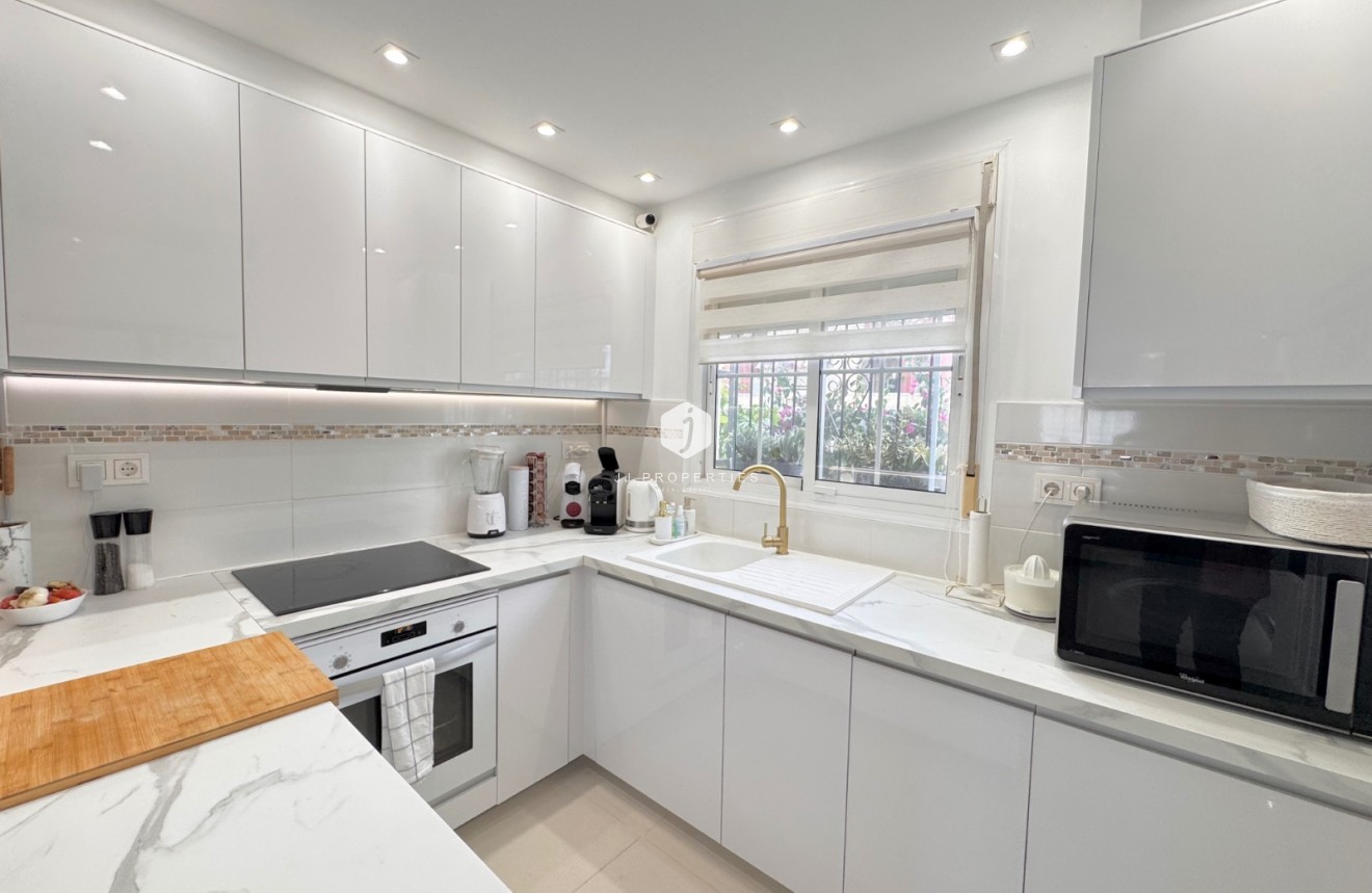 Segunda mano - Villa -
Algorfa - Inland