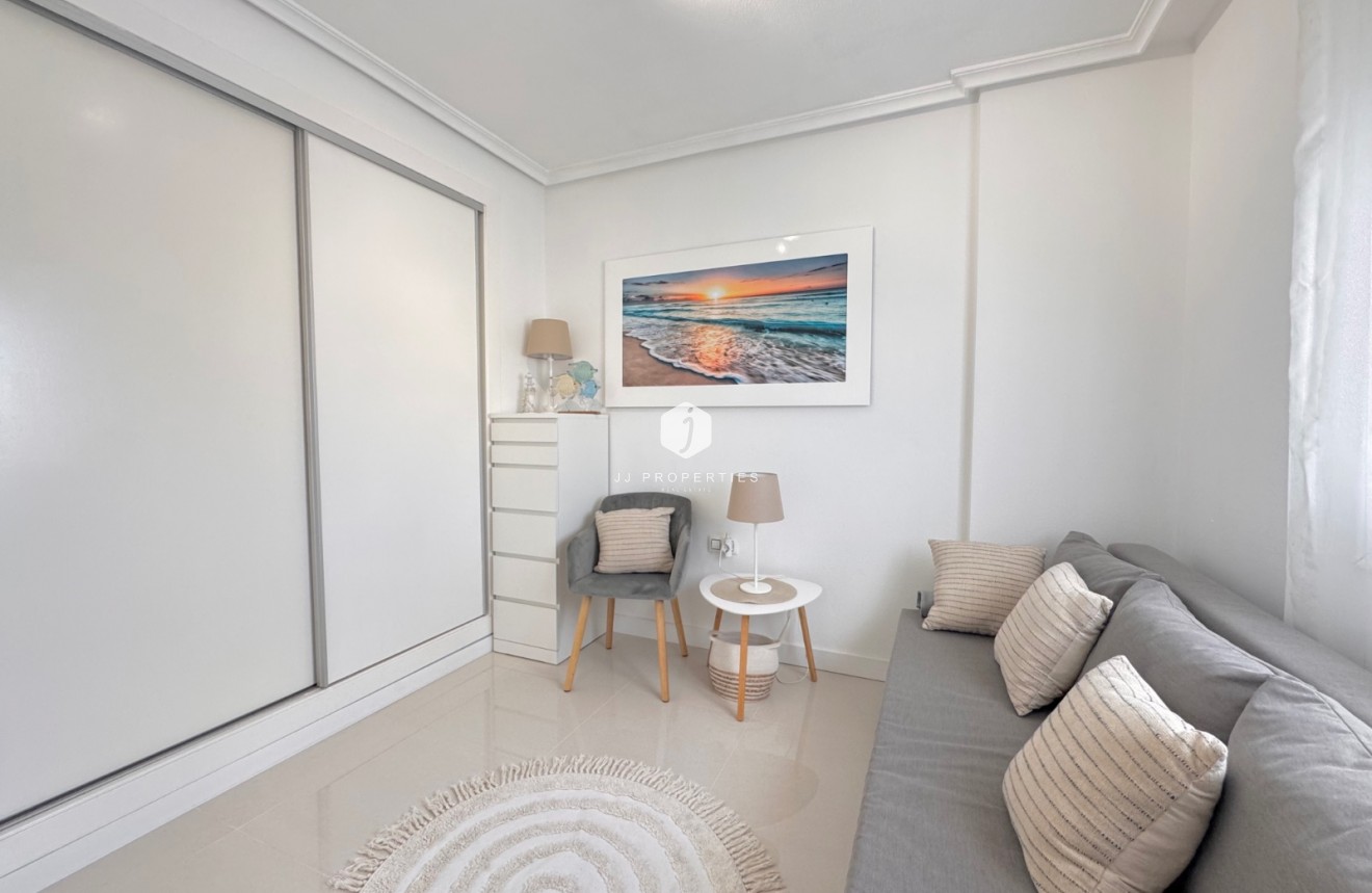 Segunda mano - Villa -
Algorfa - Inland