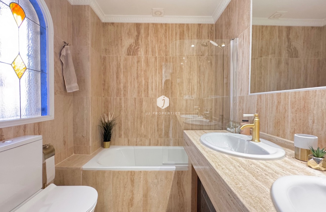 Segunda mano - Villa -
Algorfa - Inland