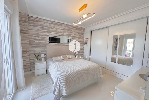 Segunda mano - Villa -
Algorfa - Inland