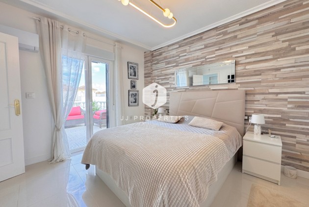 Segunda mano - Villa -
Algorfa - Inland