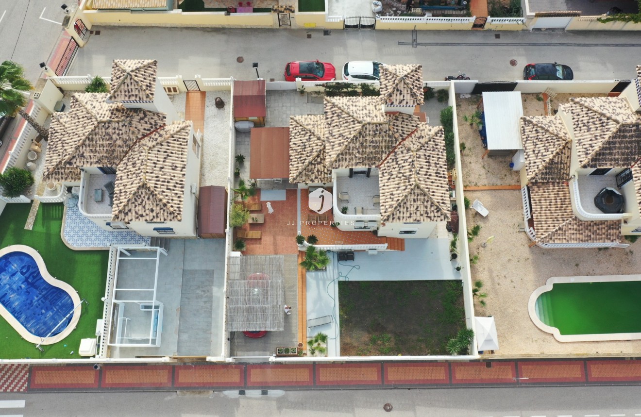 Segunda mano - Villa -
Algorfa - Inland