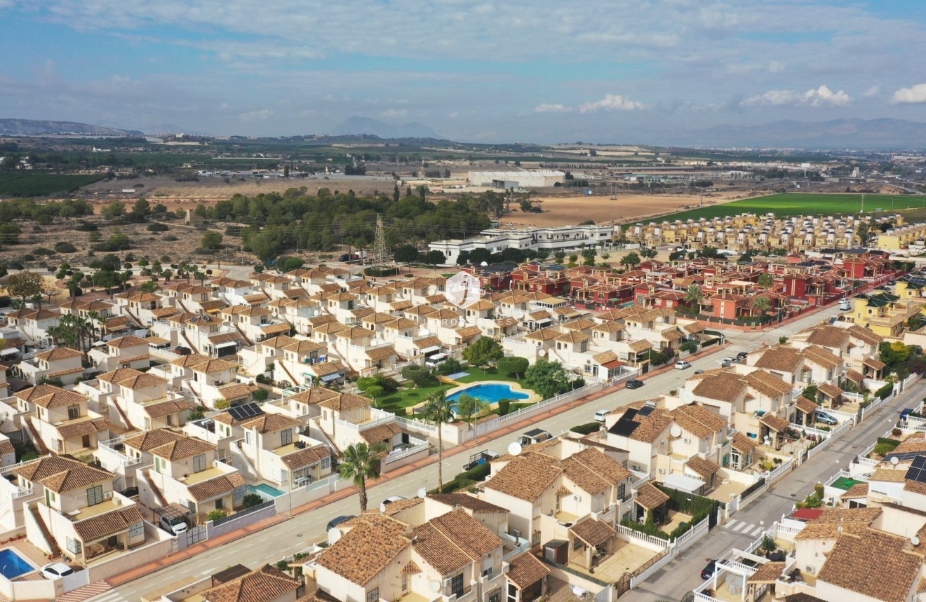 Segunda mano - Villa -
Algorfa - Inland