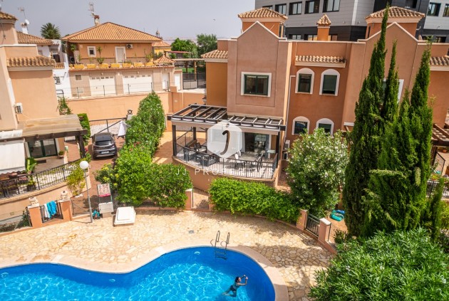 Segunda mano - Villa -
Torrevieja - Costa Blanca