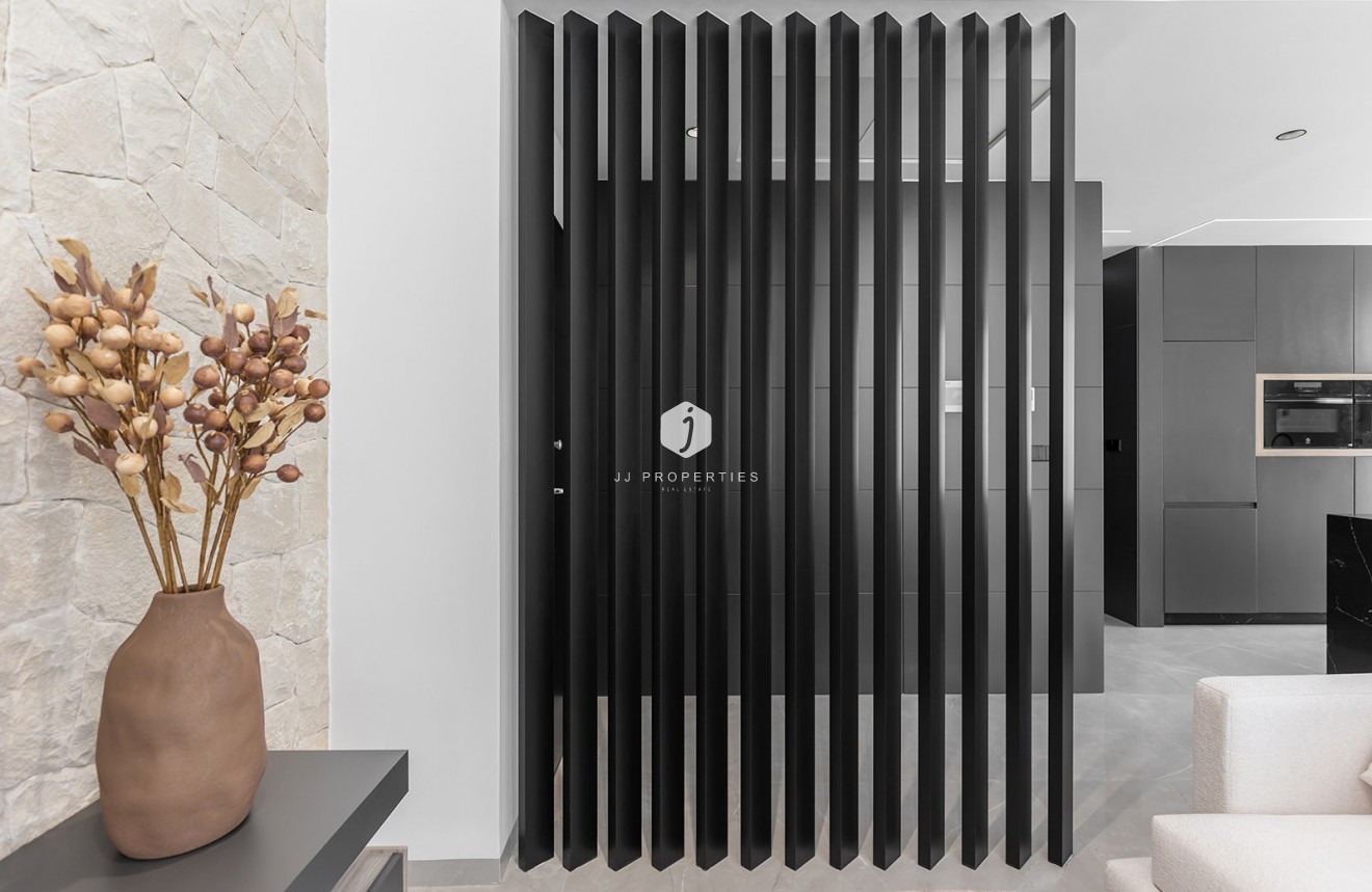 Segunda mano - Villa -
El Chaparral - Inland