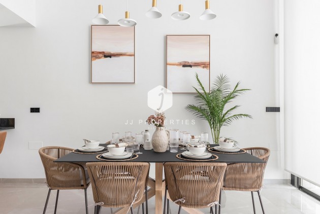 Segunda mano - Villa -
El Chaparral - Inland