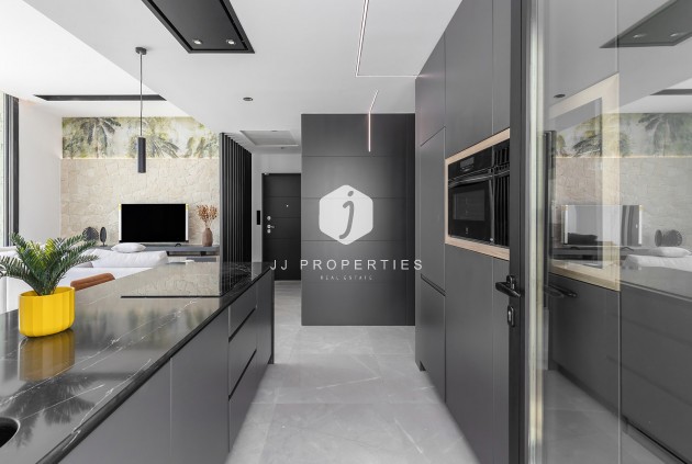 Segunda mano - Villa -
El Chaparral - Inland