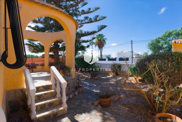 Segunda mano - Villa -
La Siesta - Costa Blanca