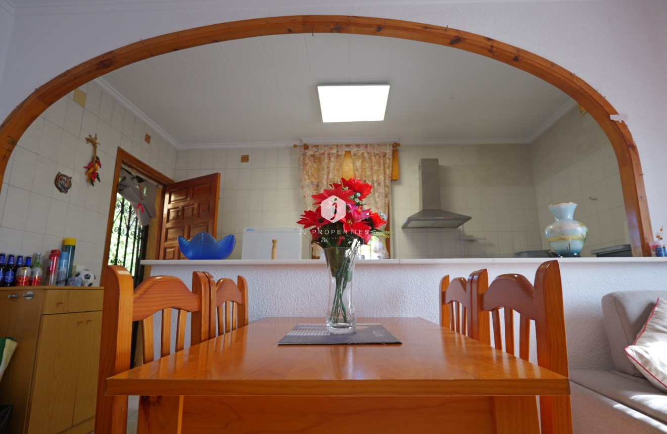 Segunda mano - Villa -
La Siesta - Costa Blanca