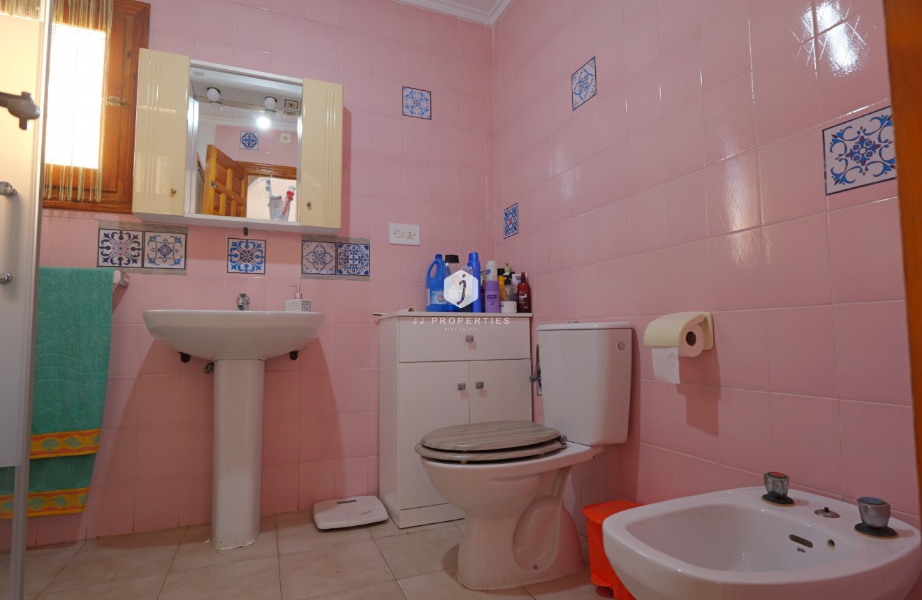 Segunda mano - Villa -
La Siesta - Costa Blanca