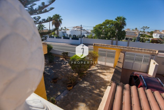 Segunda mano - Villa -
La Siesta - Costa Blanca