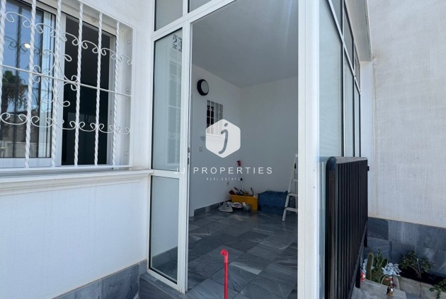 Segunda mano - Bungalow -
Torrevieja - Costa Blanca