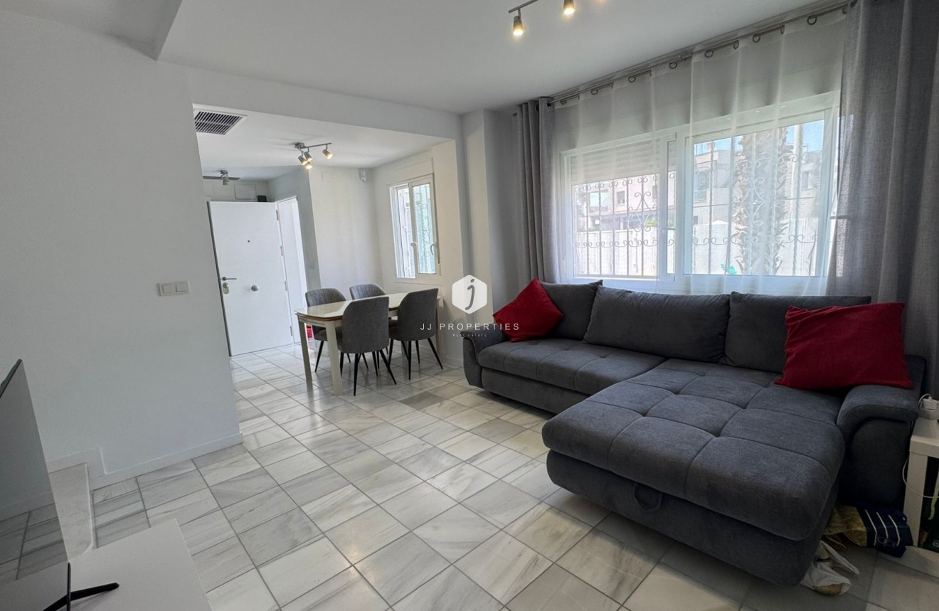 Segunda mano - Bungalow -
Torrevieja - Costa Blanca