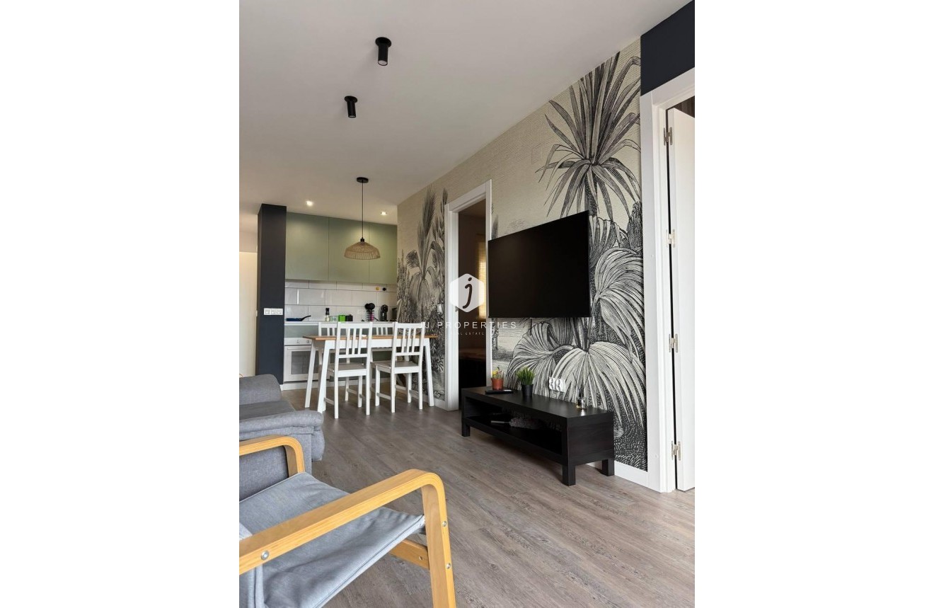 Segunda mano - Apartamento / piso -
Torrevieja - Centro