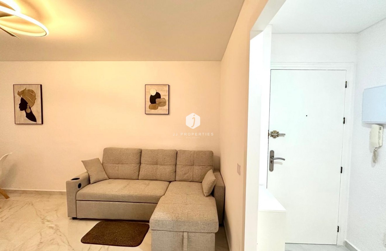 Segunda mano - Apartamento / piso -
Torrevieja - Playa del Cura