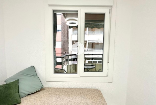 Segunda mano - Apartamento / piso -
Torrevieja - Playa del Cura