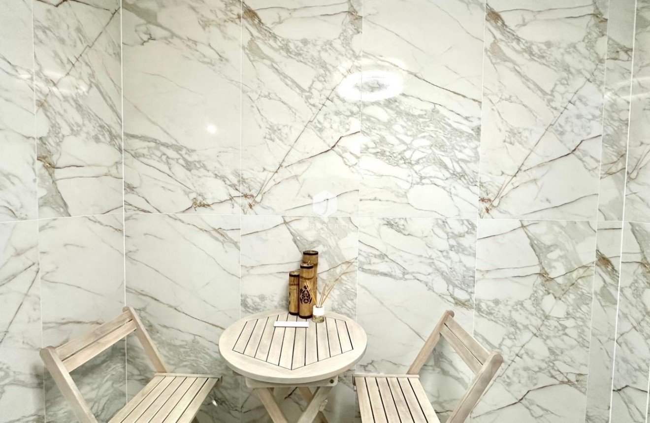 Segunda mano - Apartamento / piso -
Torrevieja - Playa del Cura