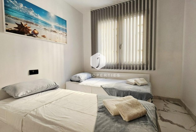 Segunda mano - Apartamento / piso -
Torrevieja - Acequion