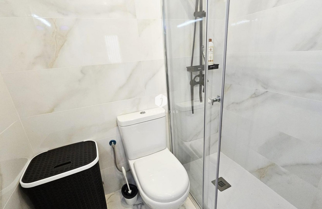 Segunda mano - Apartamento / piso -
Torrevieja - Acequion