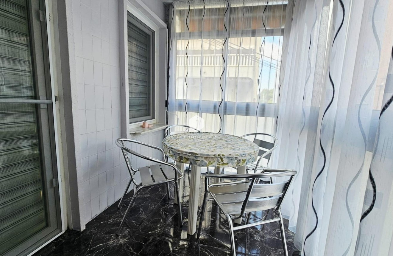 Segunda mano - Apartamento / piso -
Torrevieja - Acequion