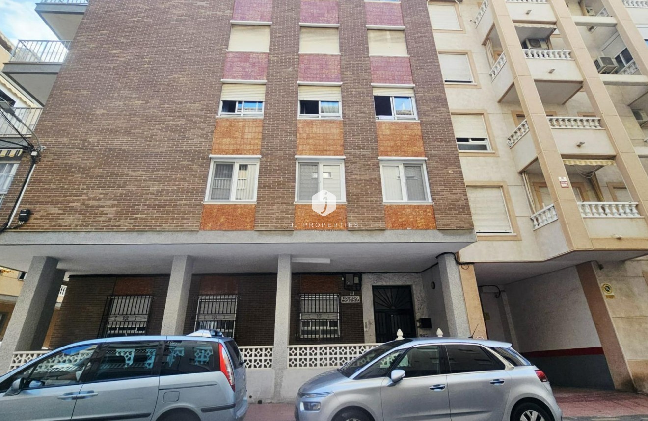 Segunda mano - Apartamento / piso -
Torrevieja - Acequion